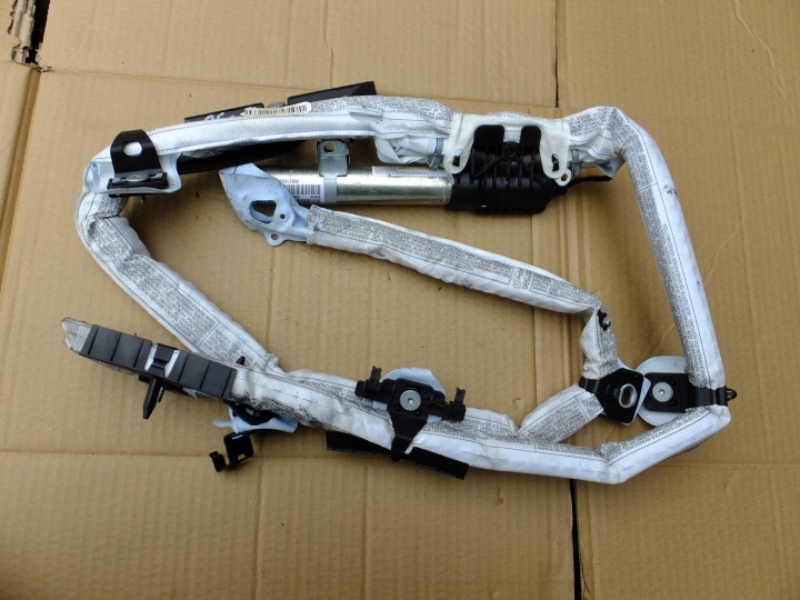 Airbag Airbag toit rideau Gauche bmw e90 lift 6966645