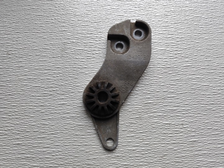 OPEL CORSA E holder radiator right 12429737