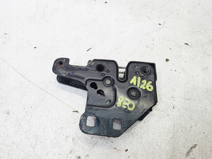 zámek kapoty RYGIEL Z stěny předního AUDI A4 B7 8E0823509C 1/26