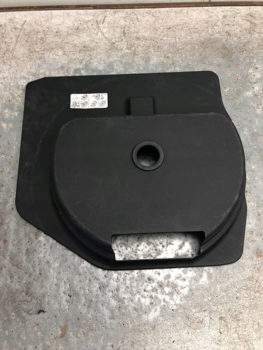 skříňka spolujezdce výplň kufru AUDI A4 B8 LIFT 8T0012116B