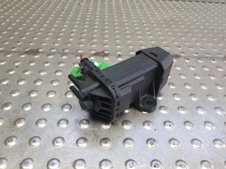 ventilatore à vide 7808032 BMW F10 F11 F20 F21 X5 F15 X6 F16