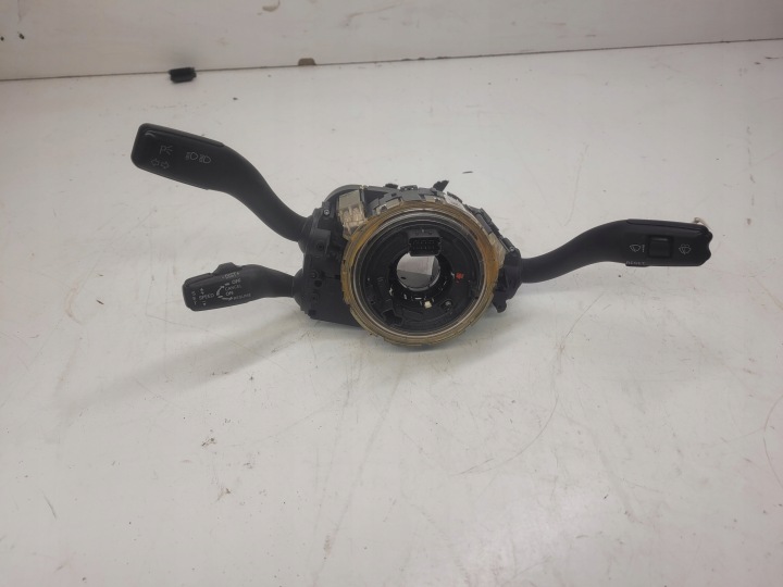 steering wheel levers and controls AUDI A6 C6 4F0953549A