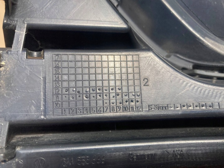 VOLKSWAGEN PASSAT B7 RATKA ZDERZAKA ALKUPERÄOIKEUS. 13