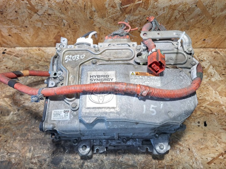 INVENTER FALOWNIK control unit TOYOTA YARIS III 1.5 HYBRYDA G9200-52030