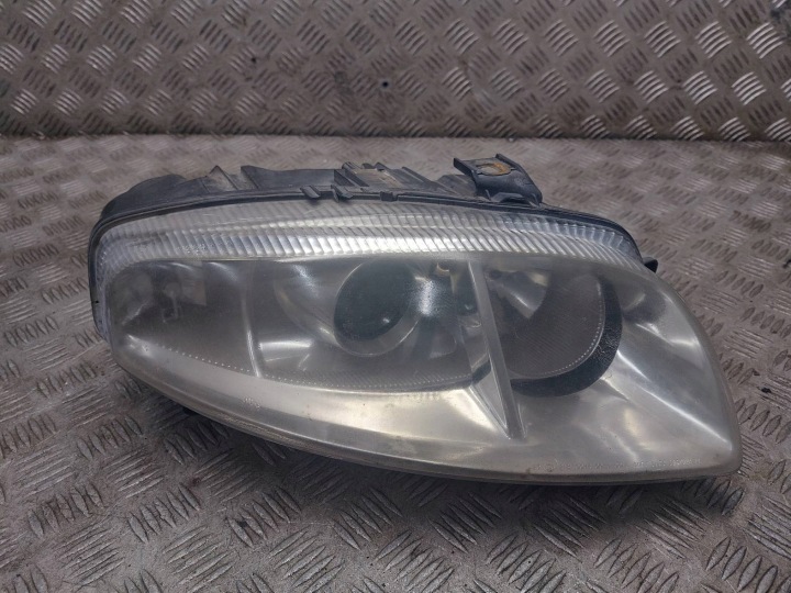 Licht rechts vorne ALFA ROMEO GT und XENON 60681585