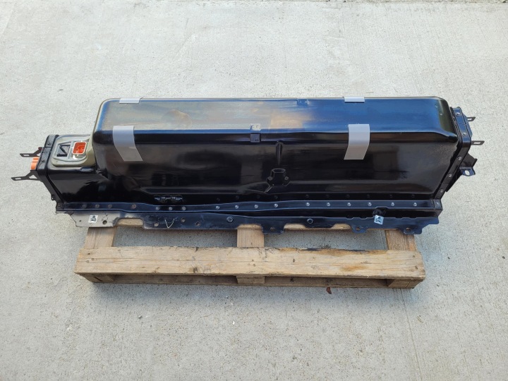 BATERIA battery spoiler IN 31499073 VOLVO XC60 II 2.0 T8 PHEV HYBRID