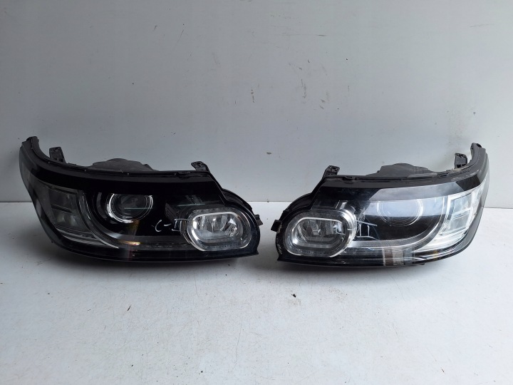 LAND ROVER RANGE ROVER SPORT L494 13-17 Feux phare Droit XENON UK