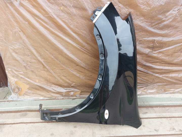 Kotflügel links vorne NISSAN QASHQAI J10 LIFT schwarzer 11r