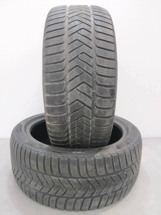 2x tyre winter PIRELLI SOTTOZERO 255/40R19 (1019) 4.87 4.73