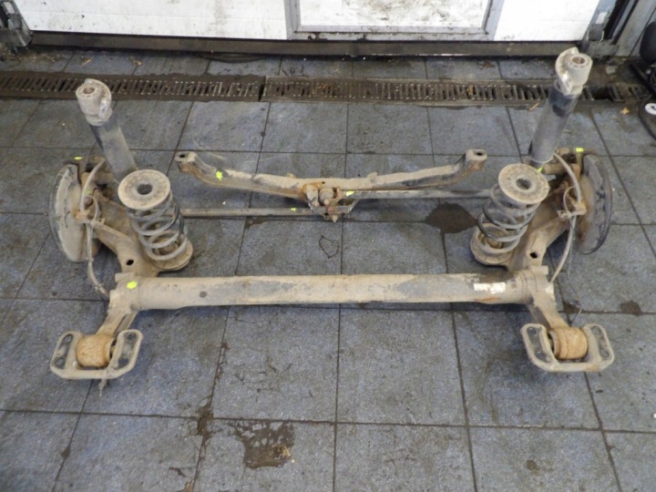 OPEL ASTRA J HB 5D axis rear sider