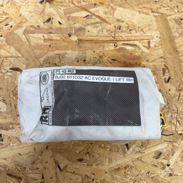 seat airbag airbag DEMONTAZ LAND ROVER EVOQUE and BJ32-611D32-AC right