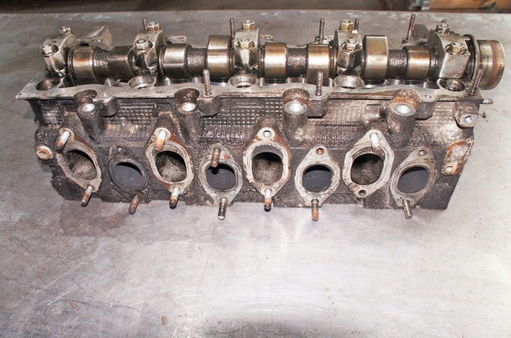 AA475 Renault Mascott 2.8HDI motorblokk fej 7450519 8
