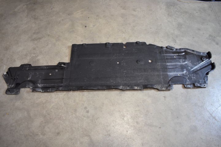 IDELANA fedél fedél alváz bal MERCEDES W214 1