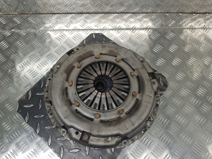 clutch complete KIA CEED 1.6 CRDI