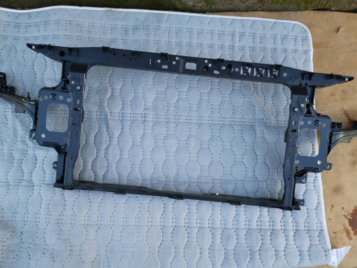 HYUNDAI I30 III 3 17R- Schlossträger Versteifung