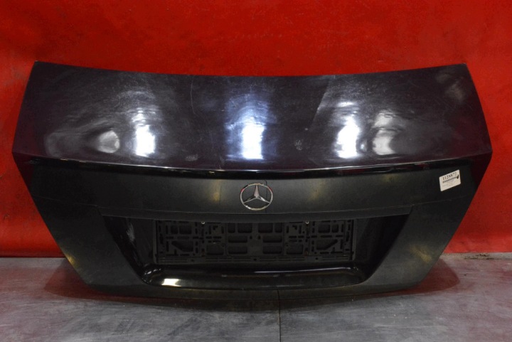 heckklappe kofferraumdeckel kofferraum heck hinten 197 MERCEDES C-klasse W204 sedan 07-11