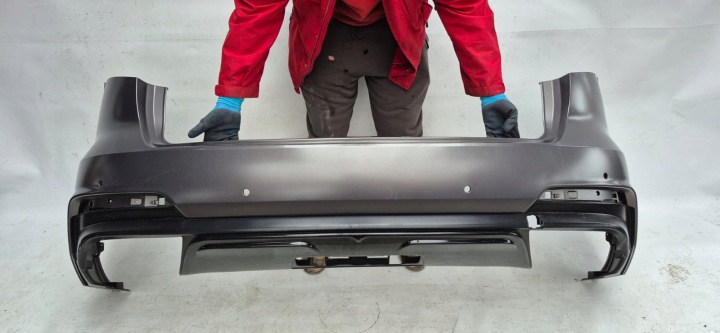 MASERATI LEVANTE LIFT GTS 18- Paraurti posteriore posteriore PDC 670103586