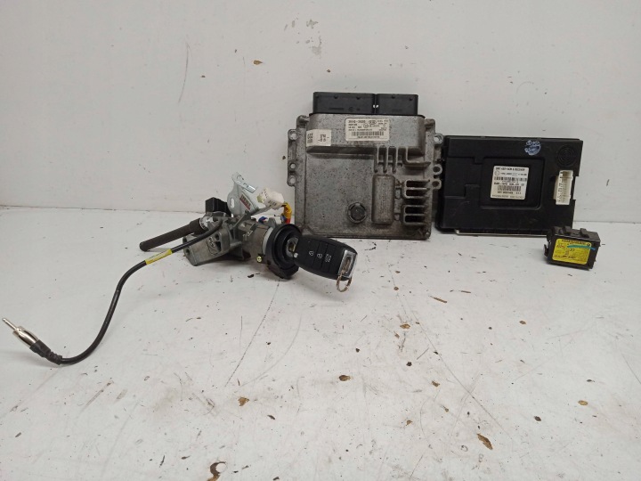 KIA RIO III LIFT 1,1 CRDI Computer Zündschloss ZESTAW 39140-2A200 2016R