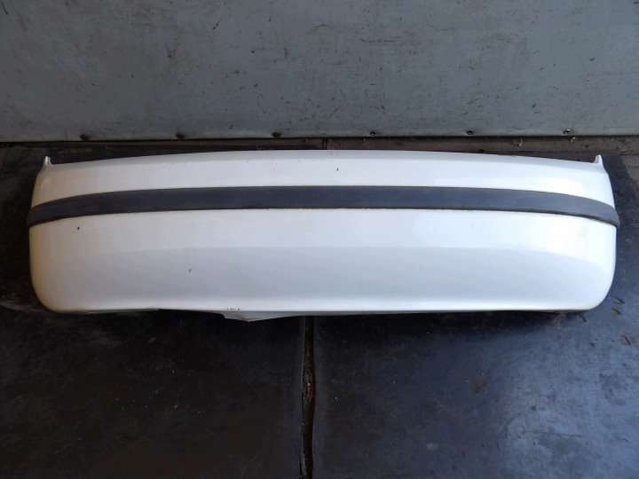 Skoda Fabia e Paraurti posteriore 1026 HB
