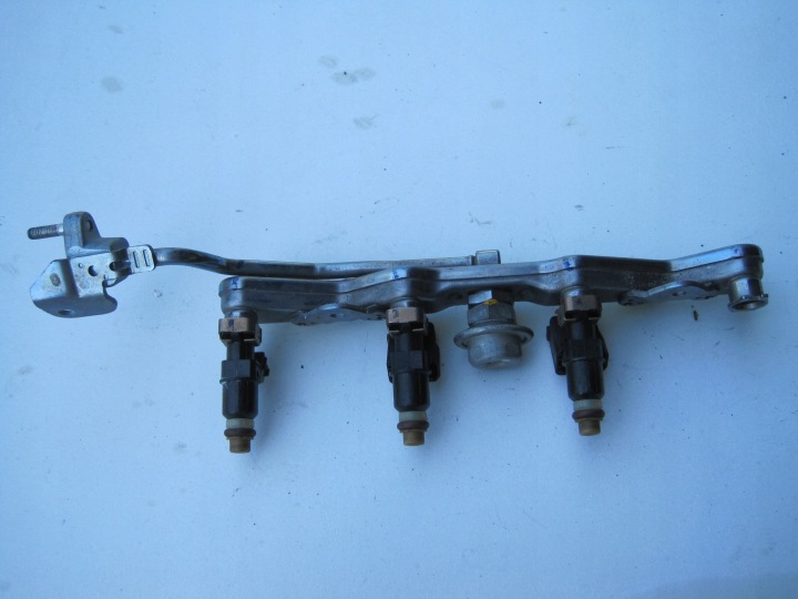 injection ramp HONDA INSIGHT 1.3i YA14BASY