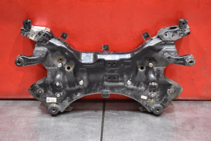 axle beam sider subframe axle beam front 62401-M5050 HYUNDAI NEXO 161 KM 18