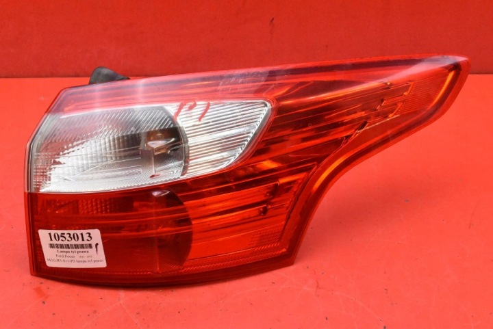 Licht rechts heck hinten BM51-12404-G FORD FOCUS MK3 KOMBI 11-15