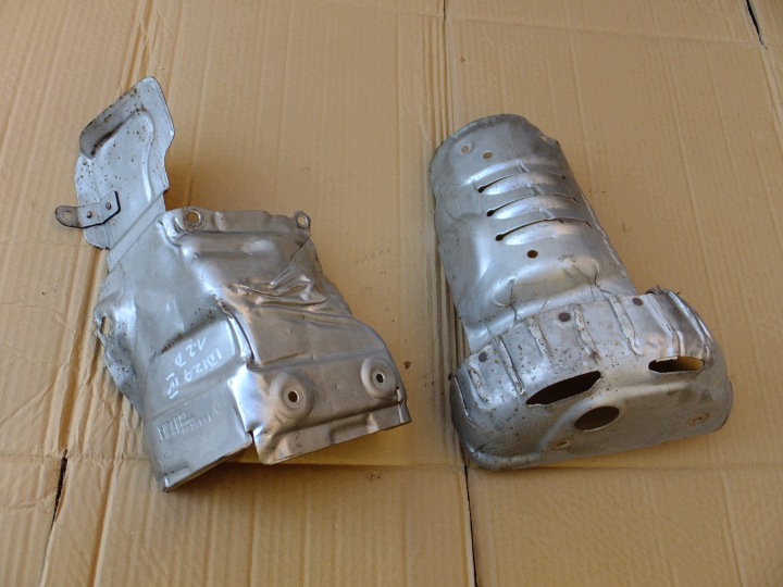 couverture thermique tuyau de collecteur seat ibiza IV 1,2 12v 03D253035F 03D253041H