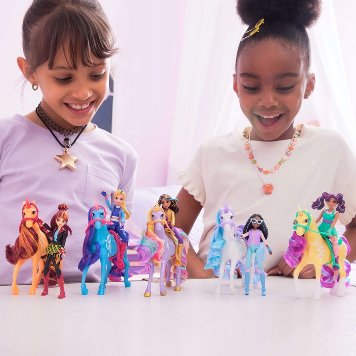 AKADEMIA JEDNOROŻCÓW ZESTAW LALKA AVA FIGURKA LEAF + AKCES. UNICORN ACADEMY Marka Spin Master