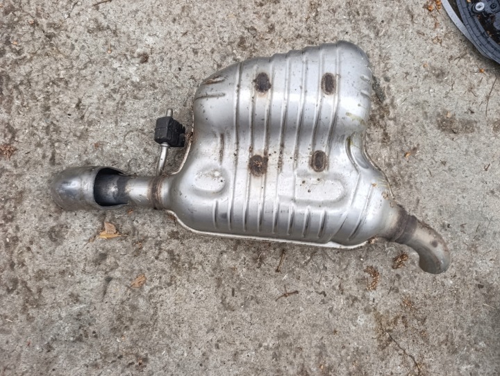 ispušni lonac auspuh KONCOWY 2.0 TDI lijevi Audi A6 4F0120D 4F0253611R