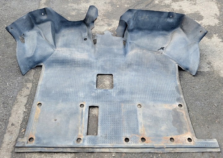 carpet mats of the interior VW TRANSPORTER T4 IV DOKA OE EUROPA