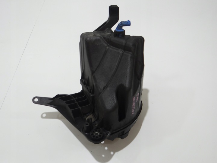 ausdehnungsbehälter BMW F10 F11 N47D20C 7601949