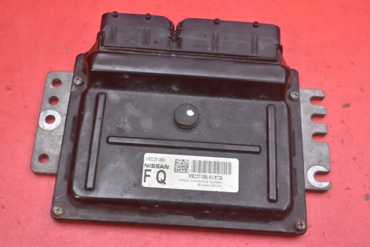 Unité de contrôle Ordinateur Moteur MEC37-300 NISSAN MICRA K12 1.2 16V 80 KM 07-10