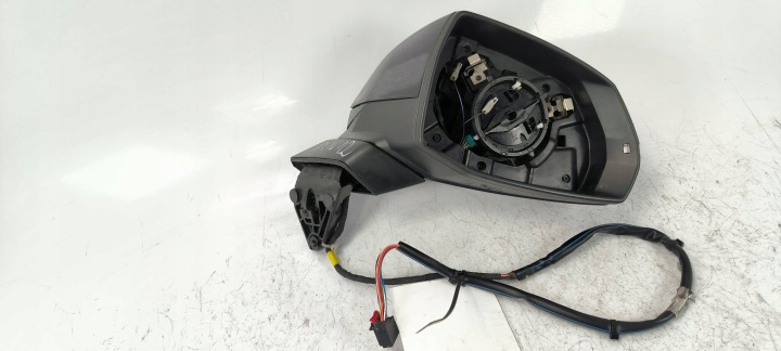 SPECCHIETTO RETROVISORE Destro E1041367 . AUDI Q7 II 4M