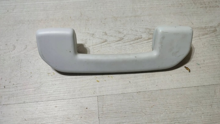 Opel Corsa F 1.2 22r. handle of the roof