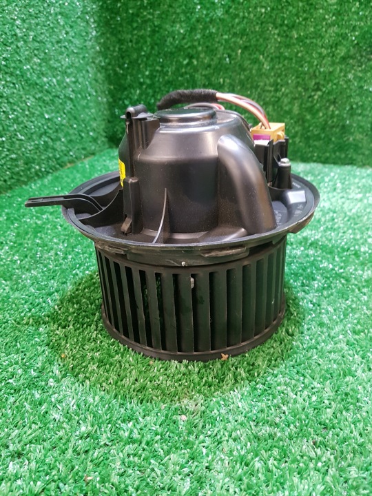 Ventilateur Bouches buses VOLKSWAGEN TOURAN 1 F995426Q