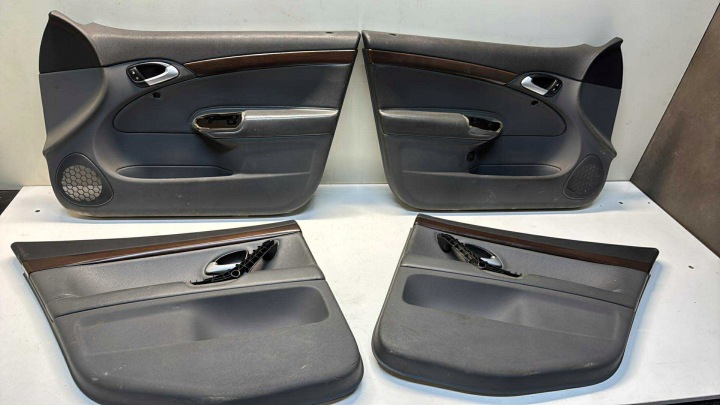 KOMPLET Boczkow Laterale / lato PANNELLO PORTA PORTIERA PORTA Portiera SAAB 9-3 93 grigio pelle, in pelle szare Legno