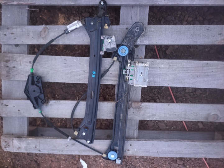 Gestänge Fenster hinten prawej rechts heck ohne DES MOTORS Audi A5 8T 8F 989583