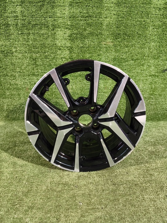 disk PEUGEOT 208 17" x 7J ET 32 NR.444