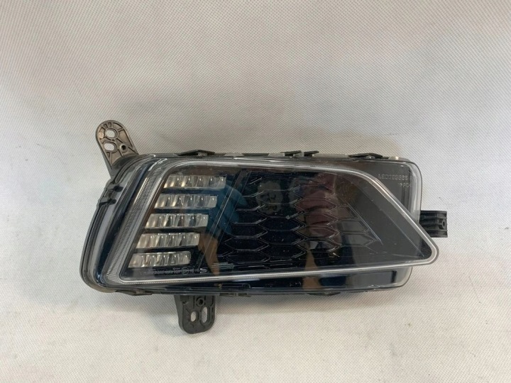 Volkswagen Polo 17-20r Feux antibrouillard Droite VW 2G0941662B 01.25/1