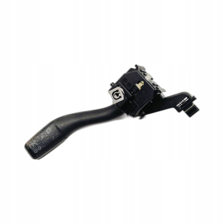 Bouton Indicateurs de direction Manetka Audi A3 8P 3D 1.9 TDI 8P0953513A