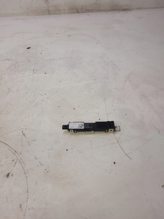 verstärker antenne AUDI A6 C7 A7 4G8035225D
