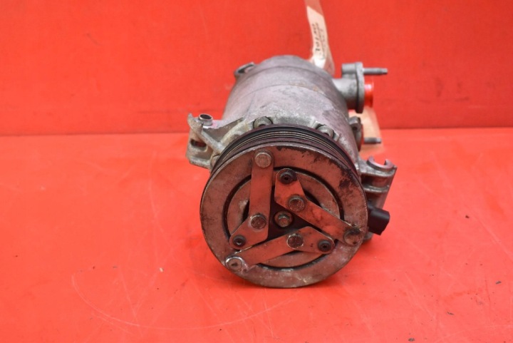 Compresseur Pompe Climatisateur air conditionné 8623176 VOLVO S60 2 II 2.0 T ECOBOOST 203 KM