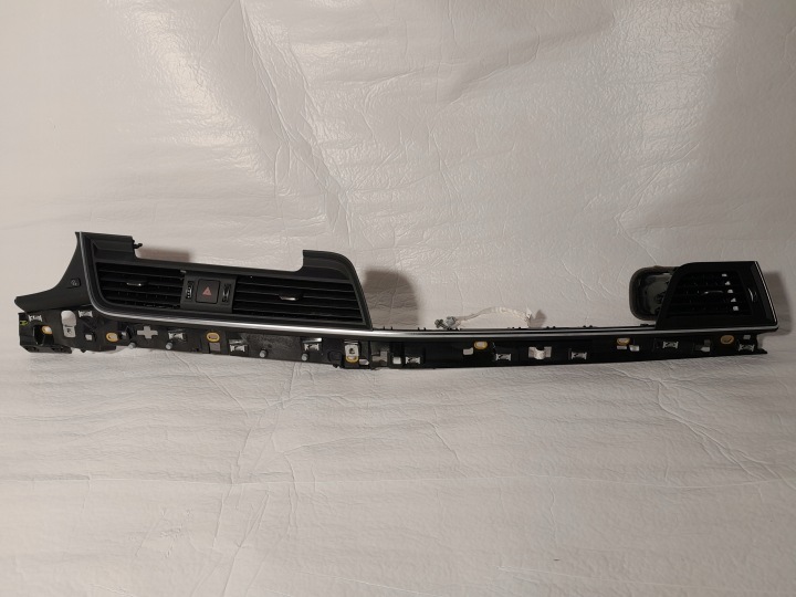 AUDI Q5 II 80A Lüftungsgitter WENTYLACYJNA 80B820902 80B920902L