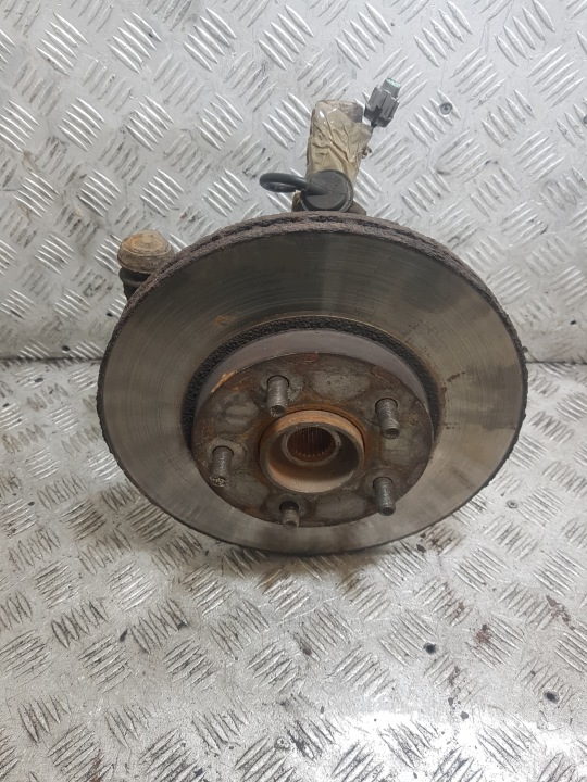 Achsschenkel Radnabe Radlager schenkel rechts vorne NISSAN ALMERA TINO 1.8 B
