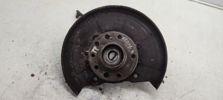 mozzo fusello anteriore anteriore destro Opel Meriva B 1,4TB 16V