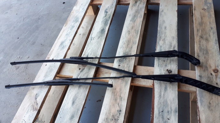 S4 B8 A4 wiper arm front A5 S5 2X