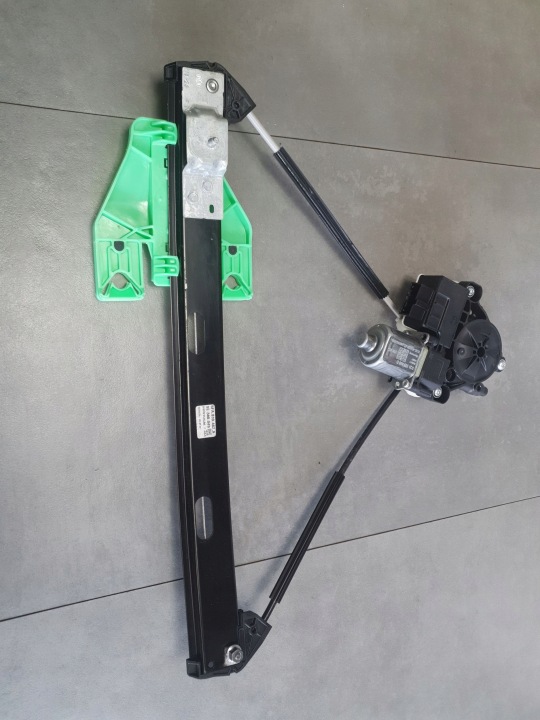 Cupra Formentor fensterhebermotor rechts heck hinten 5FA839462A