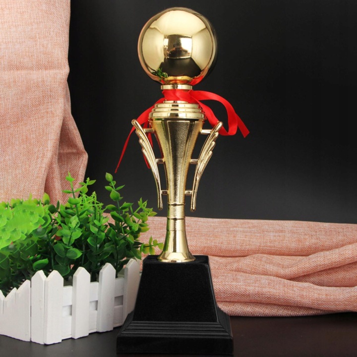 Трофей сферичний Великий кубок Kid Stuff Winner Award для спорту 33 см — фото 8
