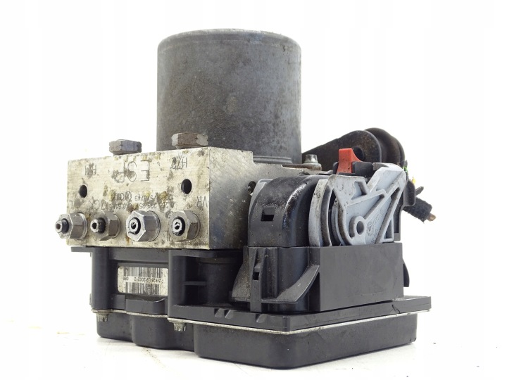posilovač brzd ABS AUDI A4 B8 A5 8T 8K0614517GK 8K0907379CJ