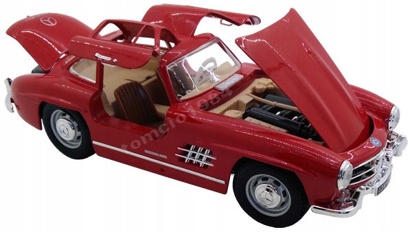 Mercedes-Benz 300 SL 1:24 модель Bburago 18-22023 — фото 4